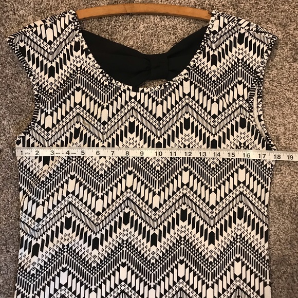 Rue 21 Black And White Bow Shirt Size Xtra Large - Picture 7 of 7